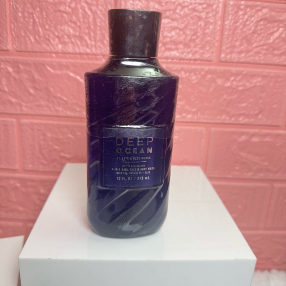 Bath & Body Works Other - Bath & body works deep Ocean 3-1 body wash